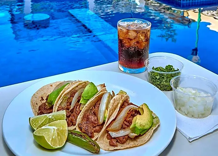 Hotel Express By Marriott Playa del Carmen